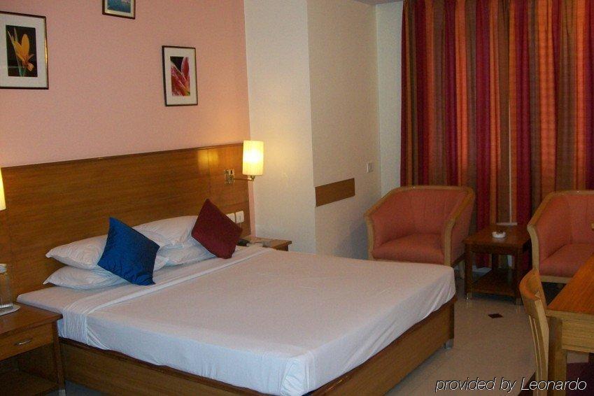 Hotel Ramanashree Brunton Bangalore Zimmer foto