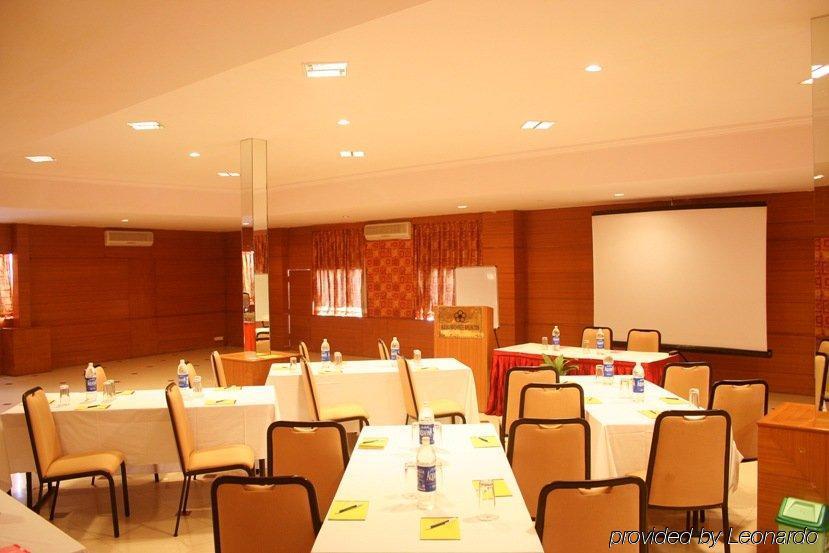 Hotel Ramanashree Brunton Bangalore Einrichtungen foto
