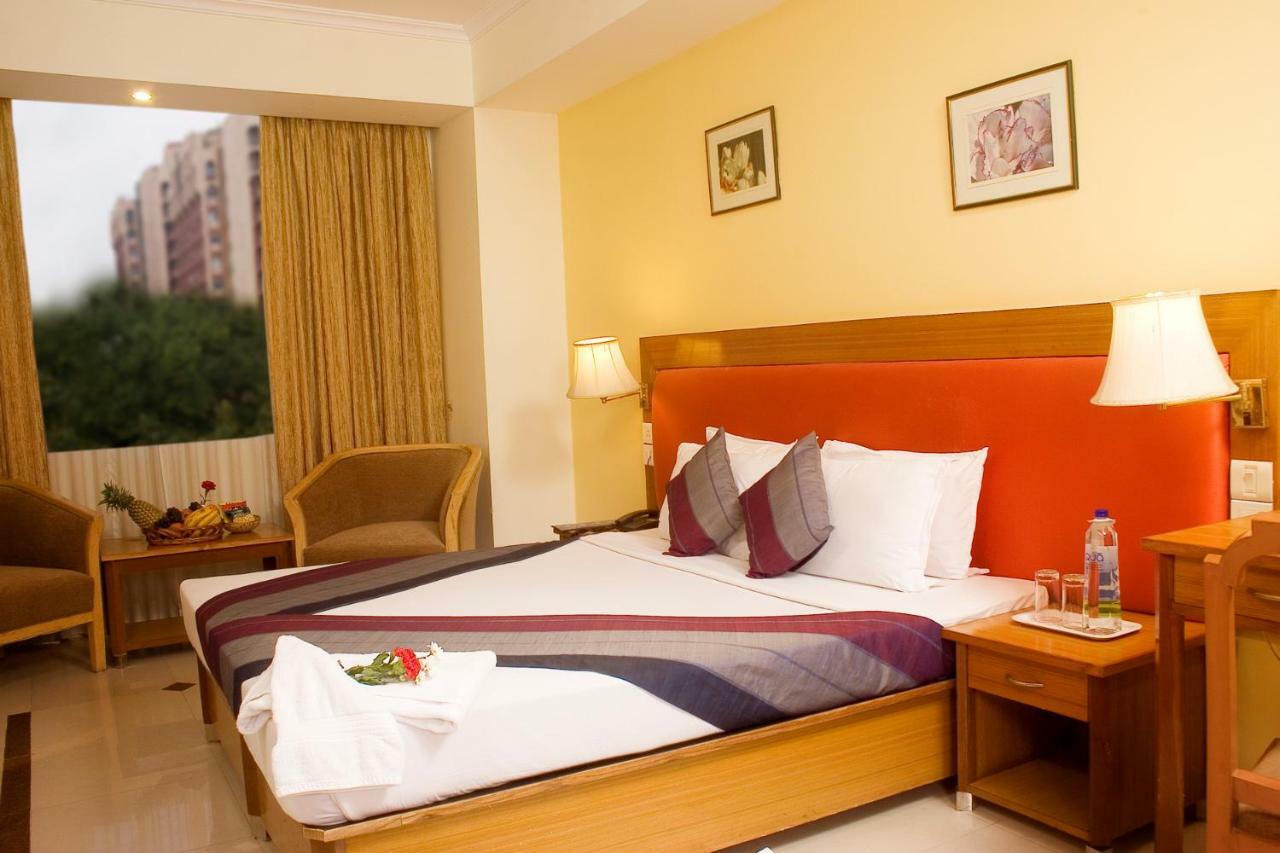 Hotel Ramanashree Brunton Bangalore Exterior foto